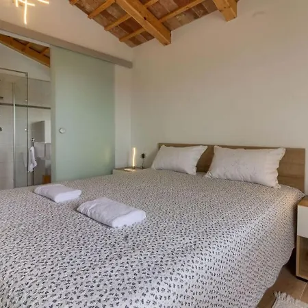 Parentium 5km Villa